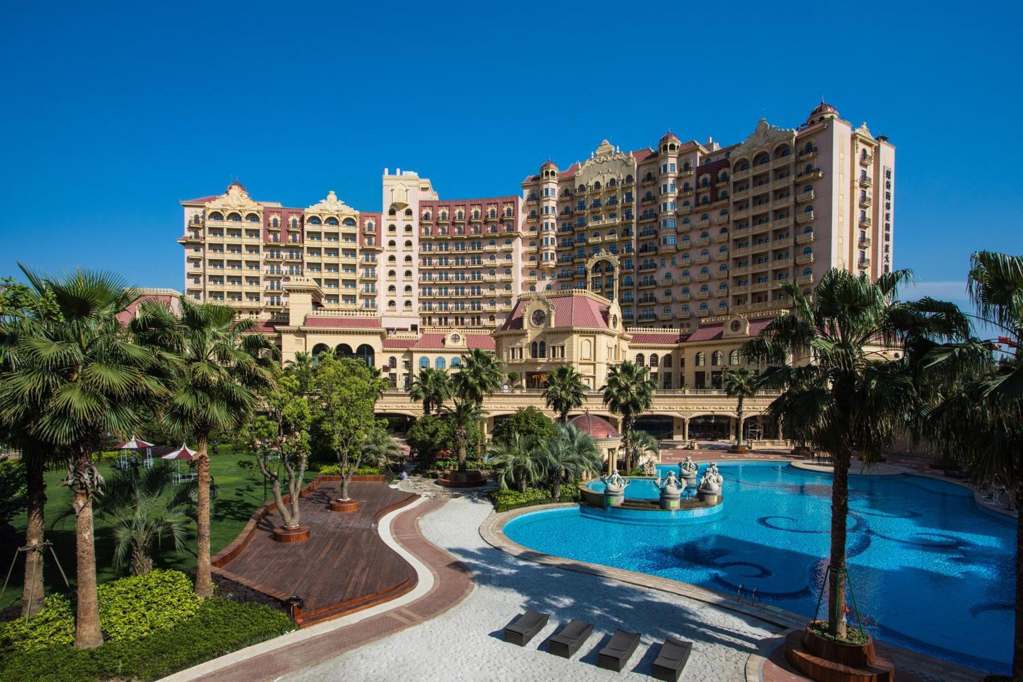 Radisson Blu Forest Manor Hongqiao - Near Necc Hotel Shanghai