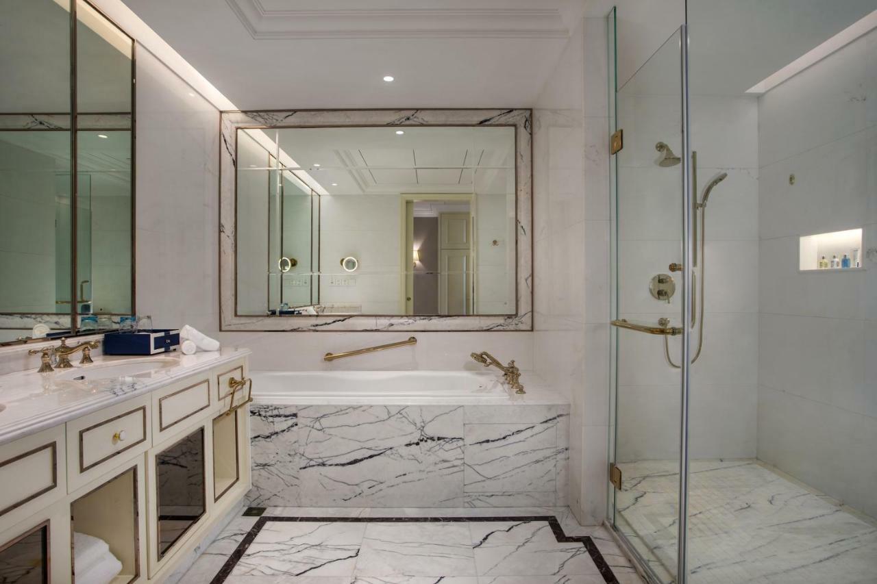 Radisson Blu Forest Manor Hongqiao - Near Necc Hotel Shanghai